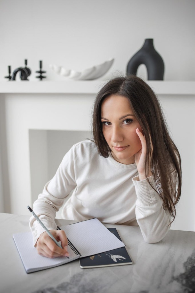 Елена Тихончук